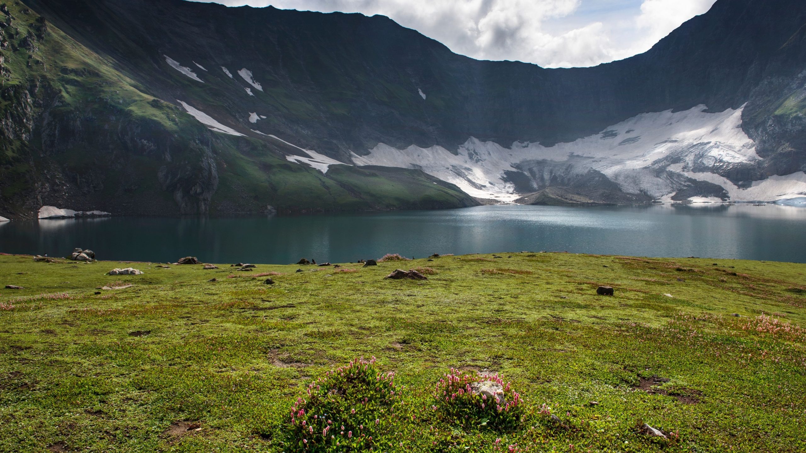 Ratti Gali